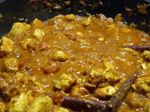 Huhn in Mandelsauce